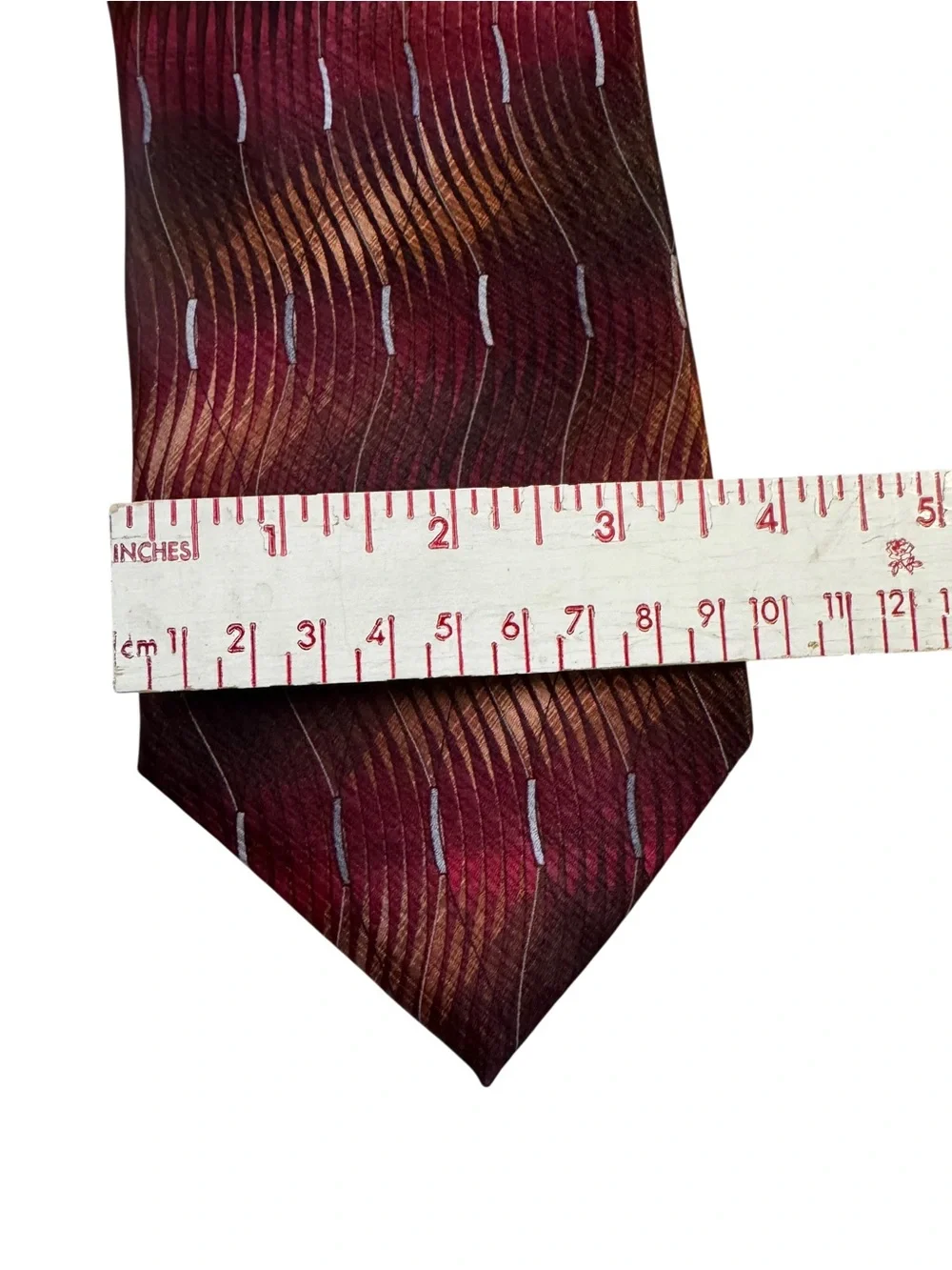 Murano Italia Men Tie Red Gold Pattern 100% Silk Made USA 63 x 3.5